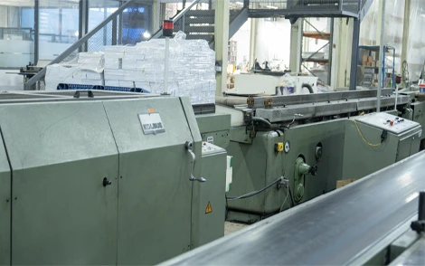 Industrial glue primer machine used for surface preparation in printing and packaging processes