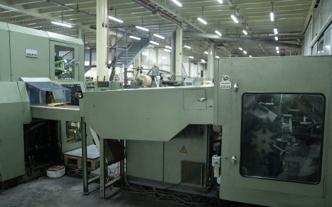 Industrial hard cover machine used for case making and book binding in printing production